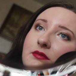 Evelyn's Shades Of Red