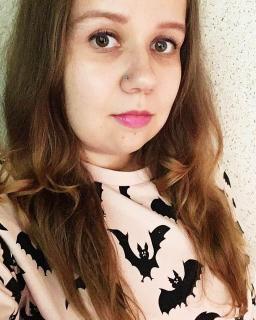 Karolina Yun / Mint on Mars