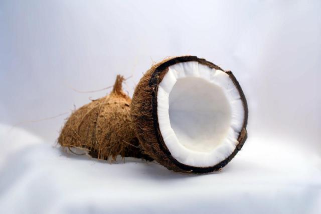 Maseczka z olejku kokosowego - jak ją zrobić?
