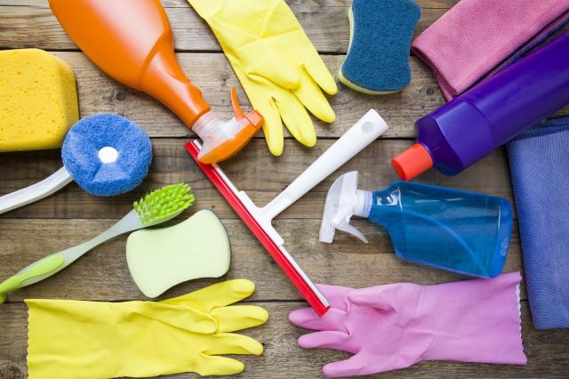 Triki ułatwiające sprzątnie, czyli 26 porad dla pani domu
