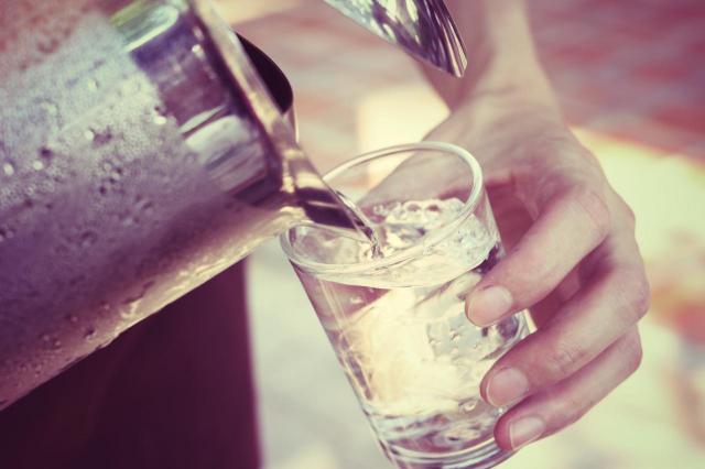 Jakość wody w domu – czy można ją poprawić?