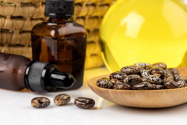 10 problemów, które potrafi rozwiązać olejek rycynowy