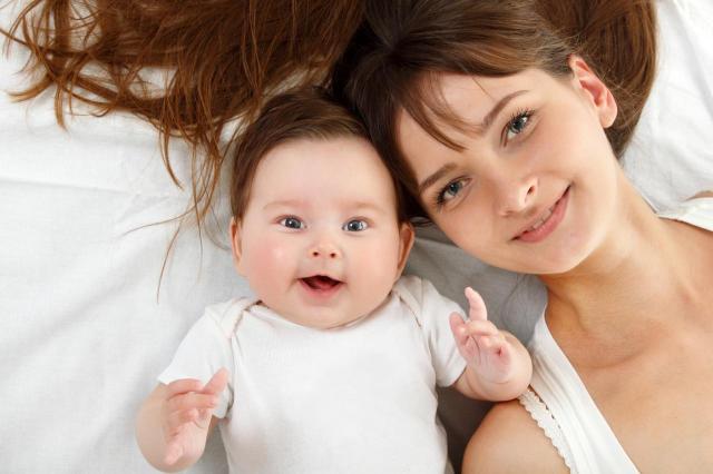 4 problemy, z którymi musi uporać się początkująca matka
