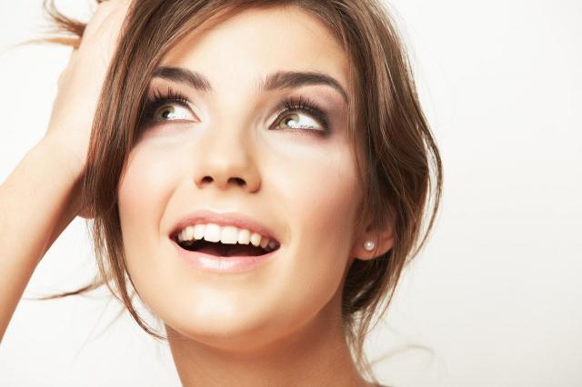 Natural fresh make-up - Prosty makijaż, który podkreśli kobiece piękno