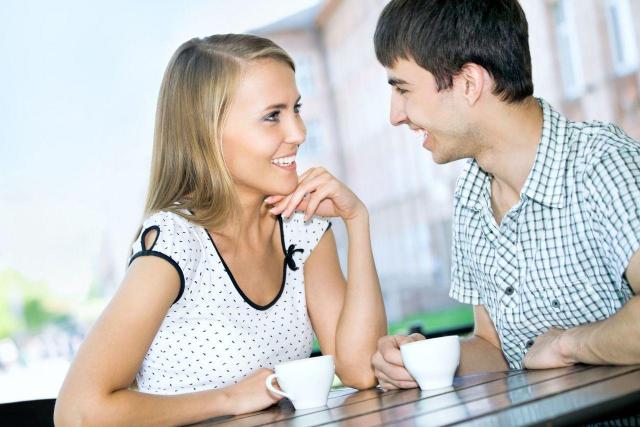 5 myśli, które zabijają Twoje poczucie pewności na randce