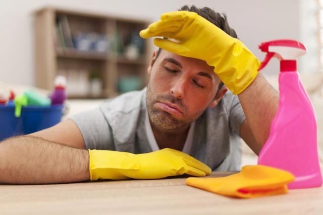 5 codziennych prac domowych, których mężczyźni nie znoszą