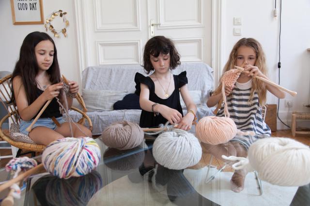 oWe Are Knitters - Moda oczami dziecka