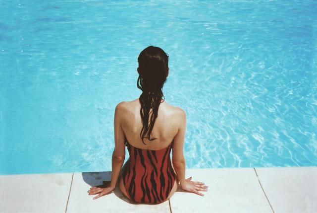 3 niezwykle groźne choroby, które mogą czaić się w basenie