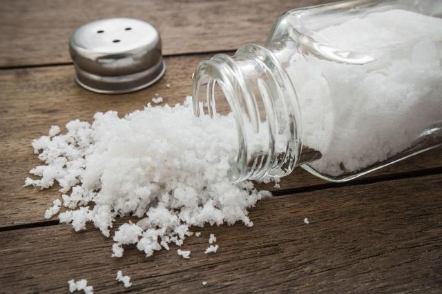 3 powody, dla których musisz unikać soli!