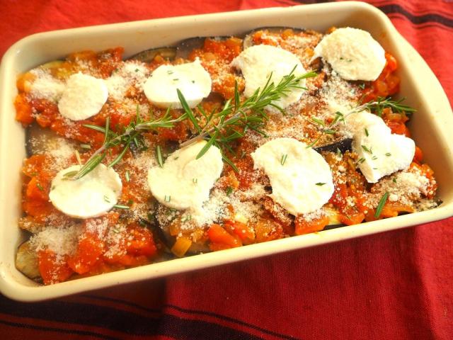 Zapiekanka z bakłażana i pomidorów