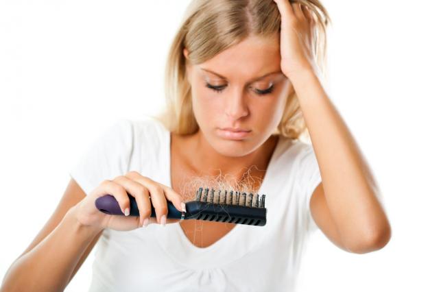 Jak zapobiec wypadaniu włosów? Fakty, o których mogliście nie wiedzieć