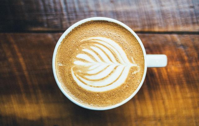9 nietypowych zastosowań kawy - numer 7 idealny dla Twojej urody!